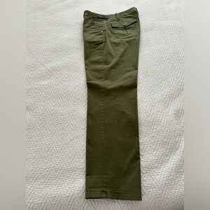 Women’s Sanctuary Straight Leg Olive Green pants, Sz 32